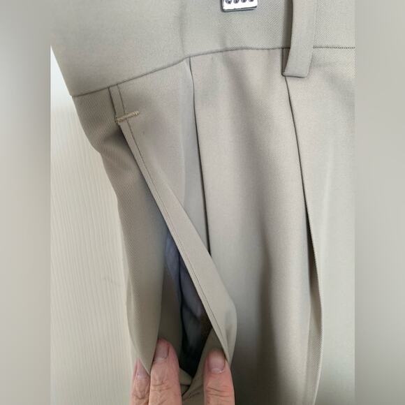 Golf shorts size 38  khaki  by Louis Raphael - Picture 3 of 5